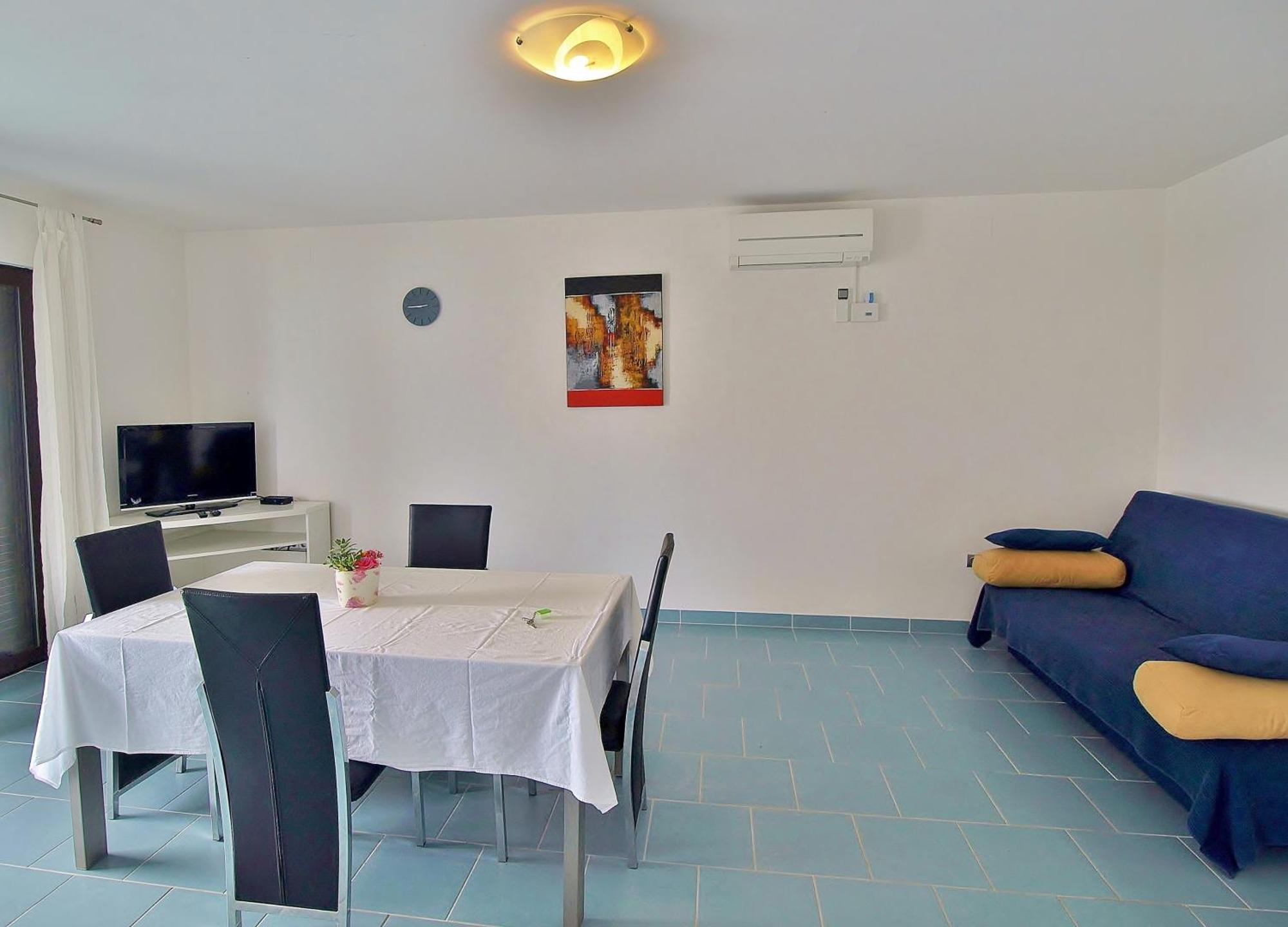 Apartments Eufemija Rab Town Bagian luar foto